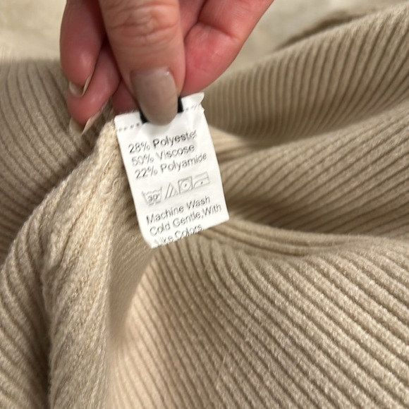 Oversized cream cardigan sweater sz L - Picture 4 of 4